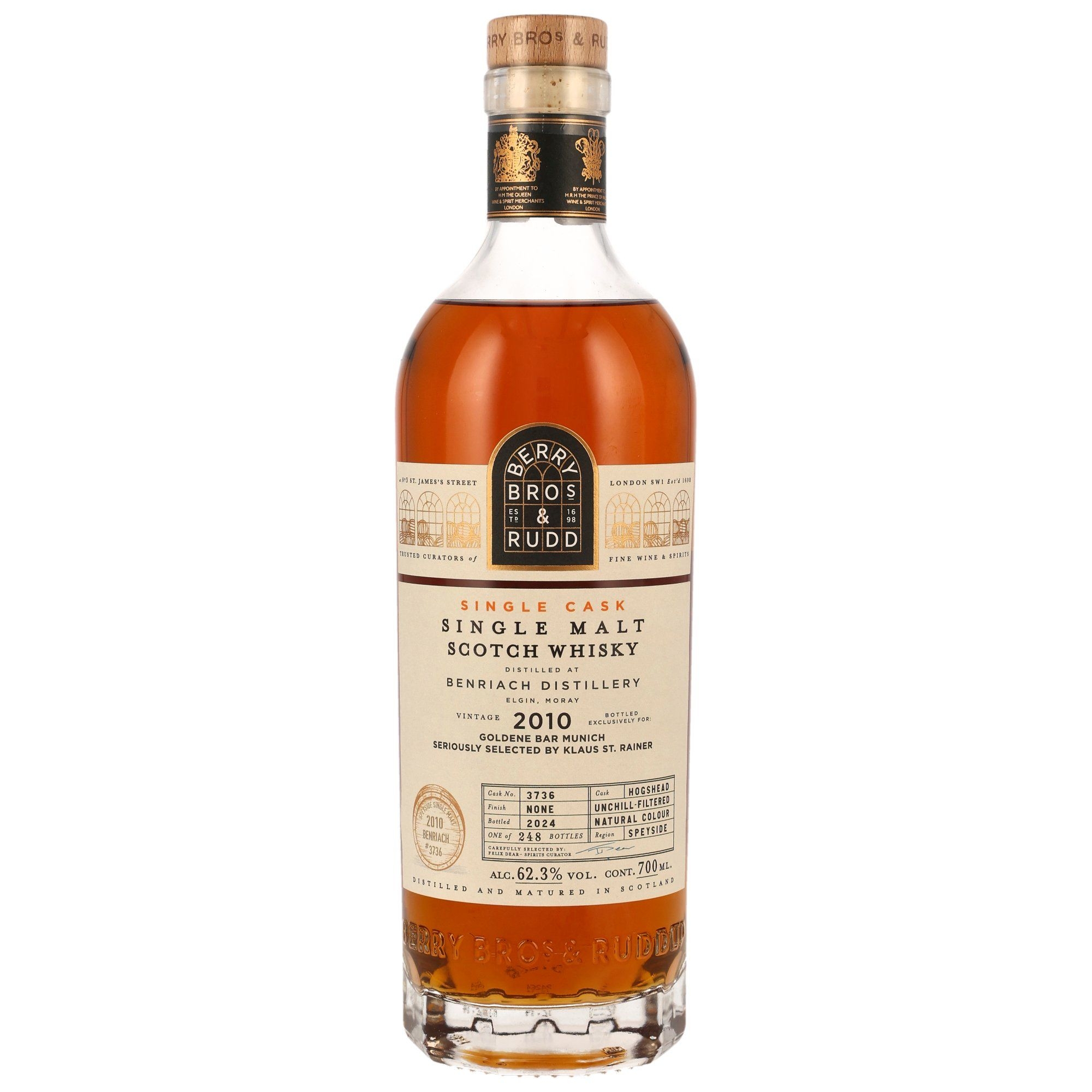 Flasche mit bernsteinfarbenem Whisky, schlankem Hals und Korkverschluss. Das Etikett ist cremefarben mit schwarzer und oranger Schrift, oben ein schwarzes Logo mit "Berry Bros & Rudd". Detaillierte Informationen zu Herkunft und Abfüllung.