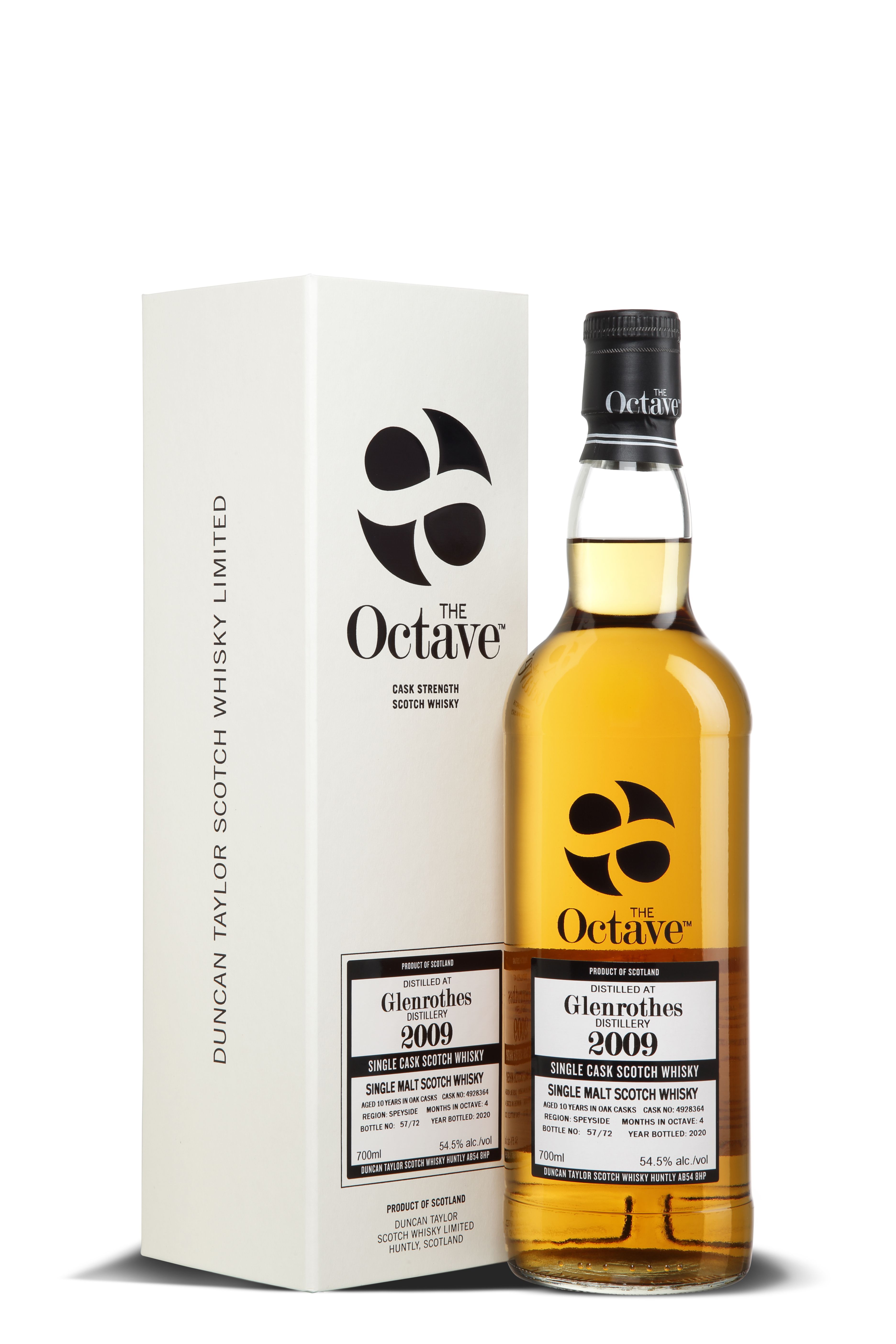 Flasche „The Octave“ Single Malt Scotch Whisky mit hellem Whisky, schwarzem Verschluss und weißem Etikett mit schwarzen und orangenen Details. Links eine weiße Verpackung mit schwarzem Logo und Text. 700 ml, 54,5 % Vol., Glenrothes 2009, abgefüllt 2020.