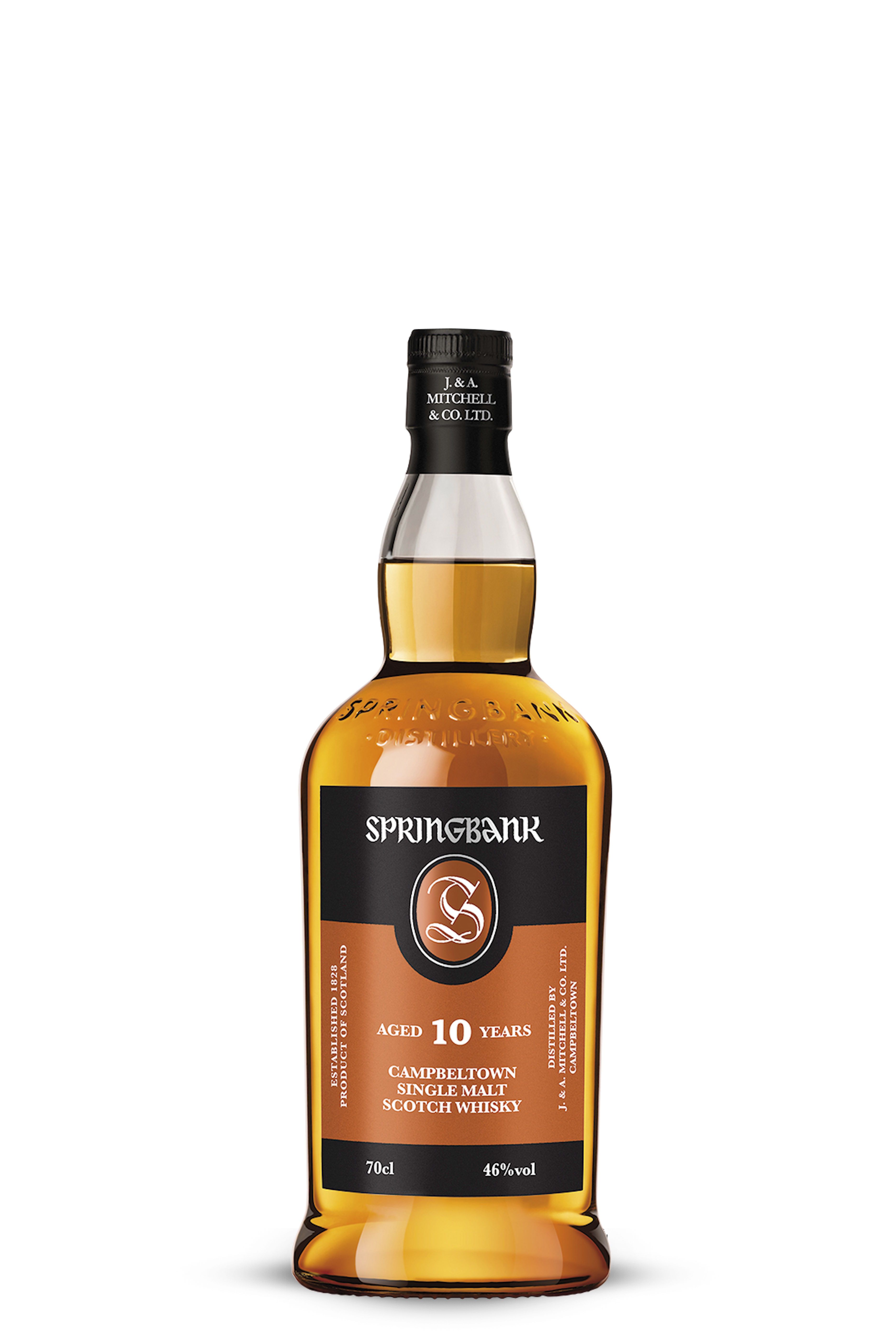 Braune Springbank-Whiskyflasche mit schwarzem Schraubverschluss. Das Etikett ist zweifarbig in Schwarz und Orange gestaltet, mittig mit einem weißen „S“ im Kreis. Geprägter Schriftzug „Springbank Distillery“ im Glas. Der Whisky hat einen goldenen Farbton.
